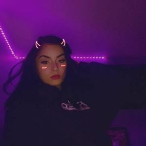 Meet your Posher, Evalynn